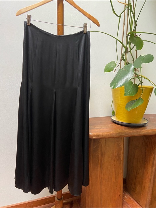 Ralph Lauren Dresses & Skirts - Vintage Lauren Ralph Lauren 100% Silk Black Maxi Godet Skirt Sz 4